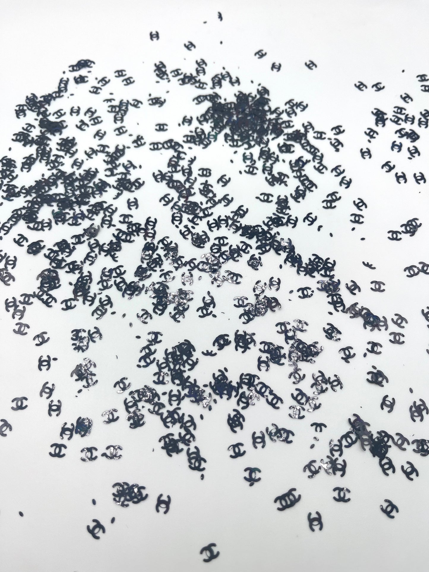 BLACK CC DESIGNED SHAPE GLITTER